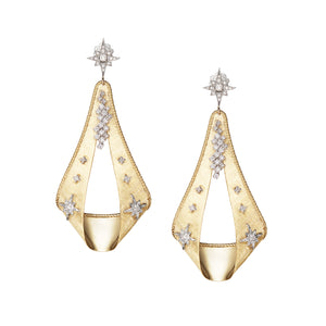 Nebu pendant earrings with diamonds