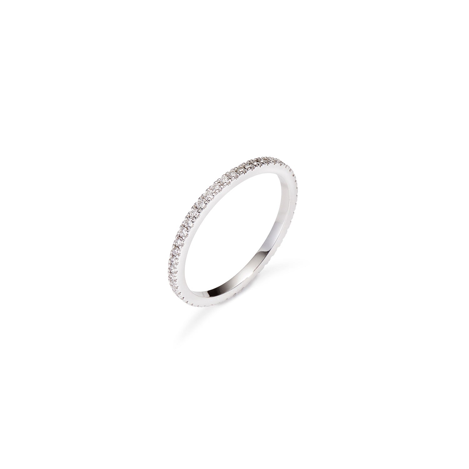 White gold and diamonds ring